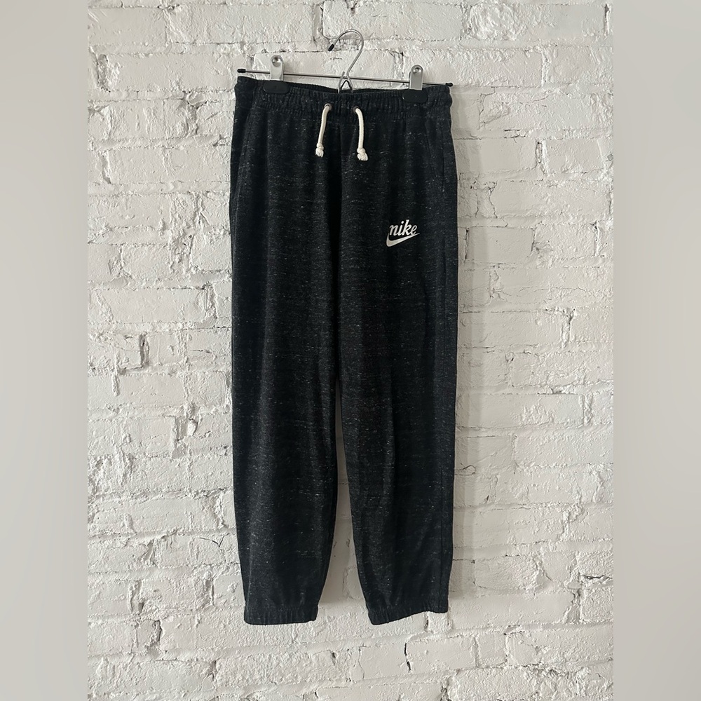 Mike cropped joggers